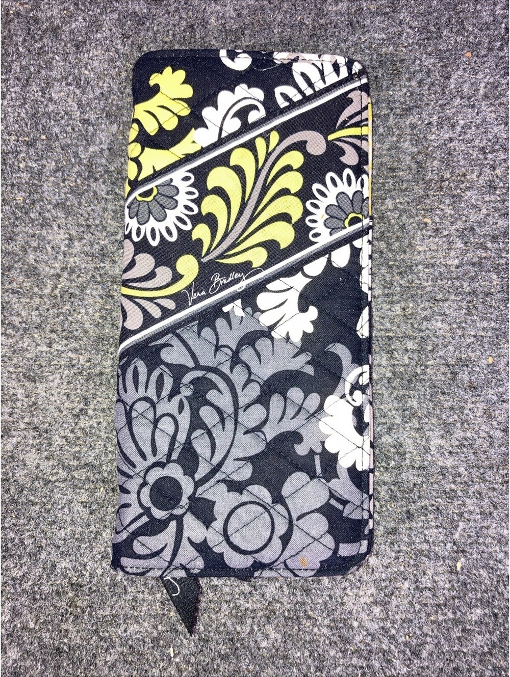 Vera Bradley Yellow Black Paisley Travel Organizer Passport Magnetic Wallet